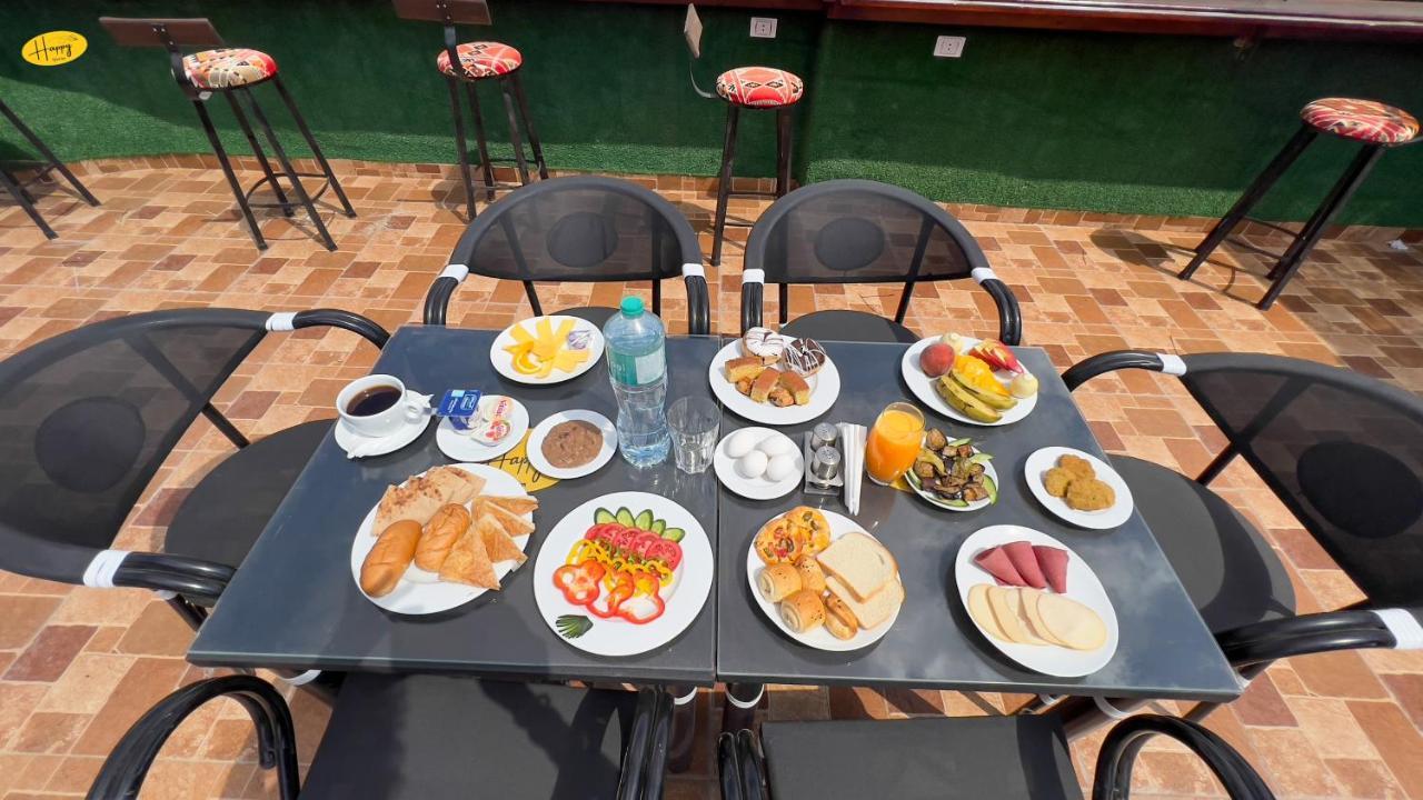 Happy View Inn Kafrat al Jabal Exterior foto